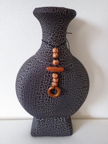 Váza keramická černá s ozdobou - Vázy
