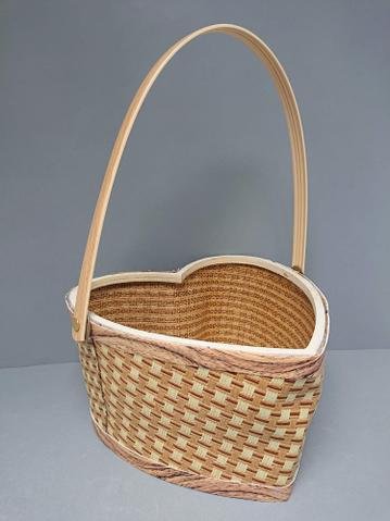 Košík proutěný srdce - Proutí, bambus a proutěné zboží