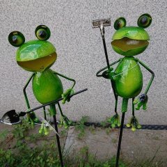 Žába kovová zápich Kovové, dřevěné a skleněné dekorace