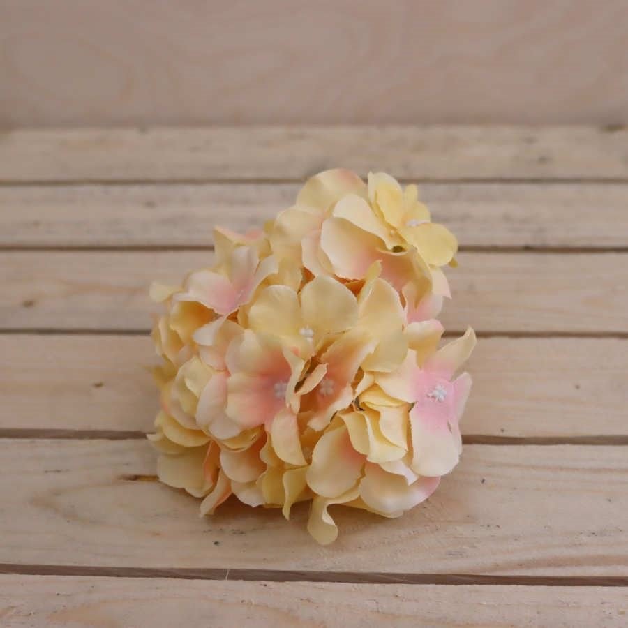 Květ hortenzie žlutá, 6 ks 371194-02 - Květiny