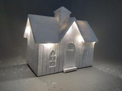 Domek s věžičkou bílý LED