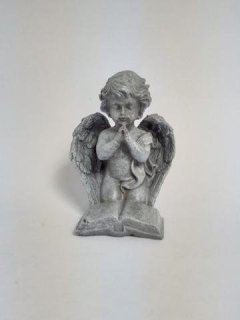Anděl s knihou šedý