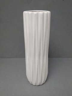 Váza bílá 33cm Vázy
