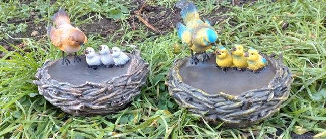 Pítko ptáček s ptáčaty - Polystonové a keramické figurky