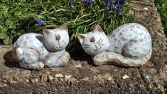 Kočka keramická šedá
