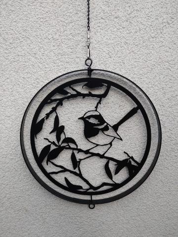 Ptáček kov v kruhu závěs - umělé květiny